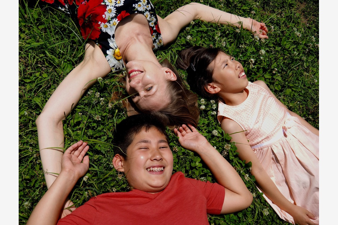Elena's Designが出張撮影した家族写真(キッズ,ベビーフォト)などが写った「Family」の家族写真
