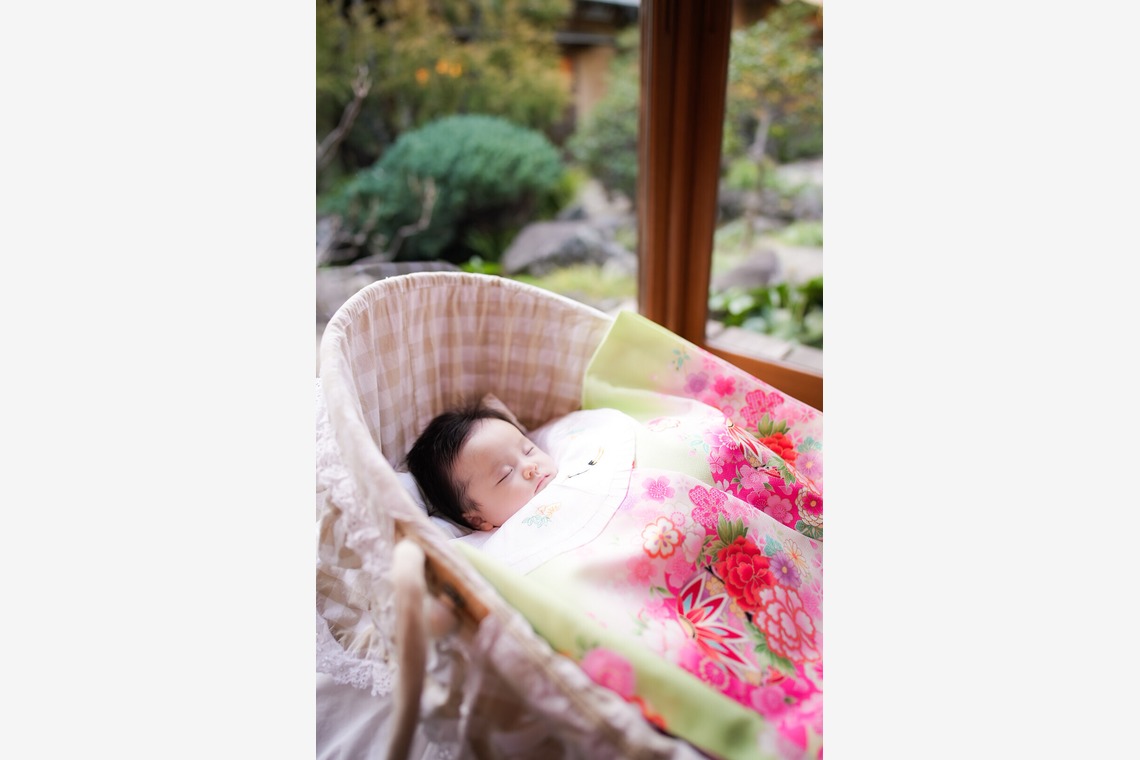 THALISHが撮影した「お食い初め」の写真