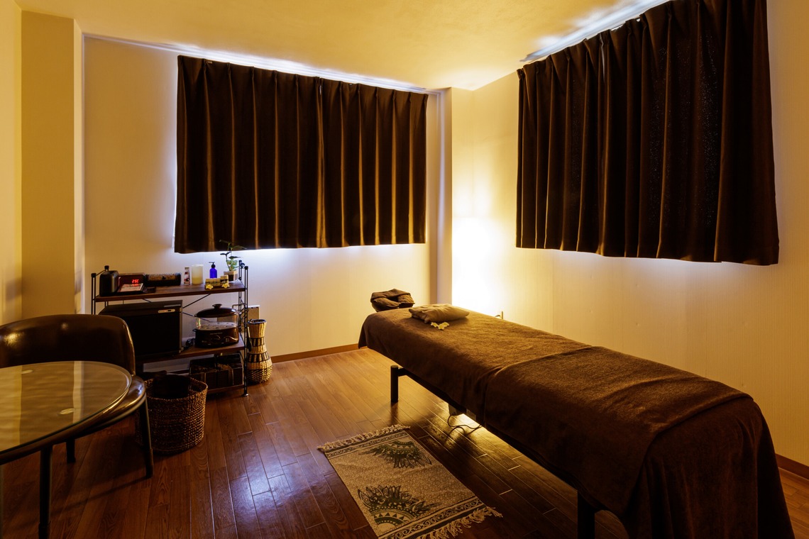 内田　雄一が撮影した写真のアルバム「エステサロン撮影案件」