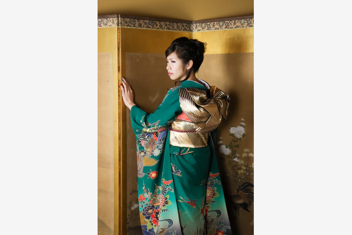 スマイルハンターが出張撮影した家族写真(キッズ,ベビーフォト)などが写った「成人式フォト」の家族写真