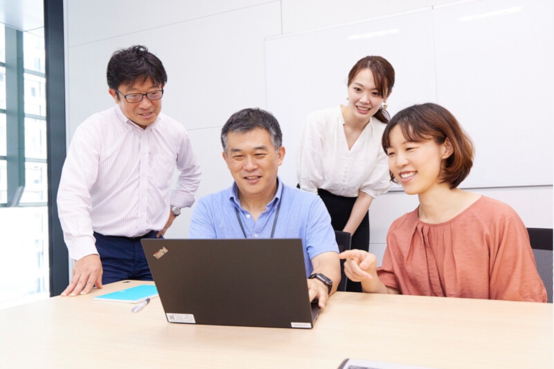 岩瀬泰治が撮影した写真のアルバム「ビジネスポートレイト（セレクト版）」