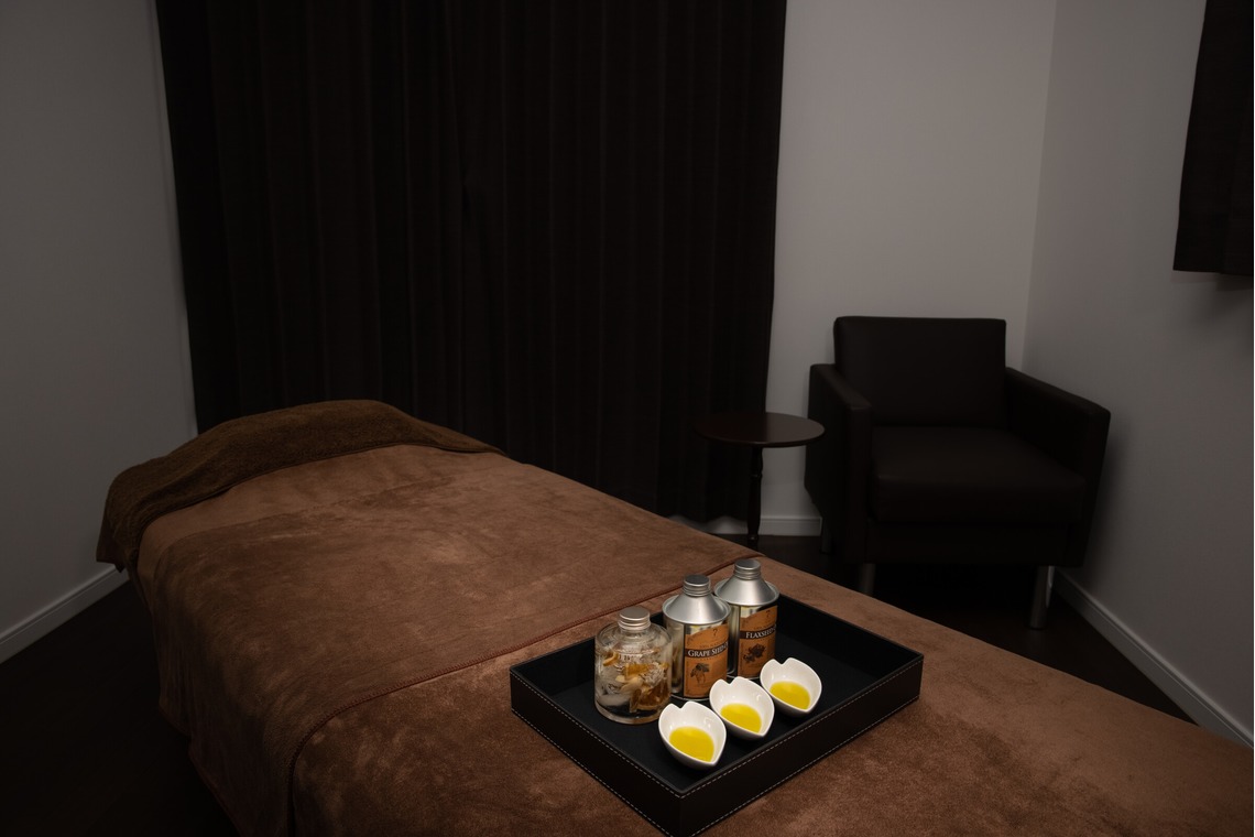 板橋薫平が撮影した「I様 エステサロン施術写真」の写真