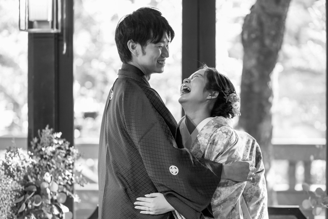 德永三千代が撮影した写真のアルバム「エンゲージメント・ウェディング」