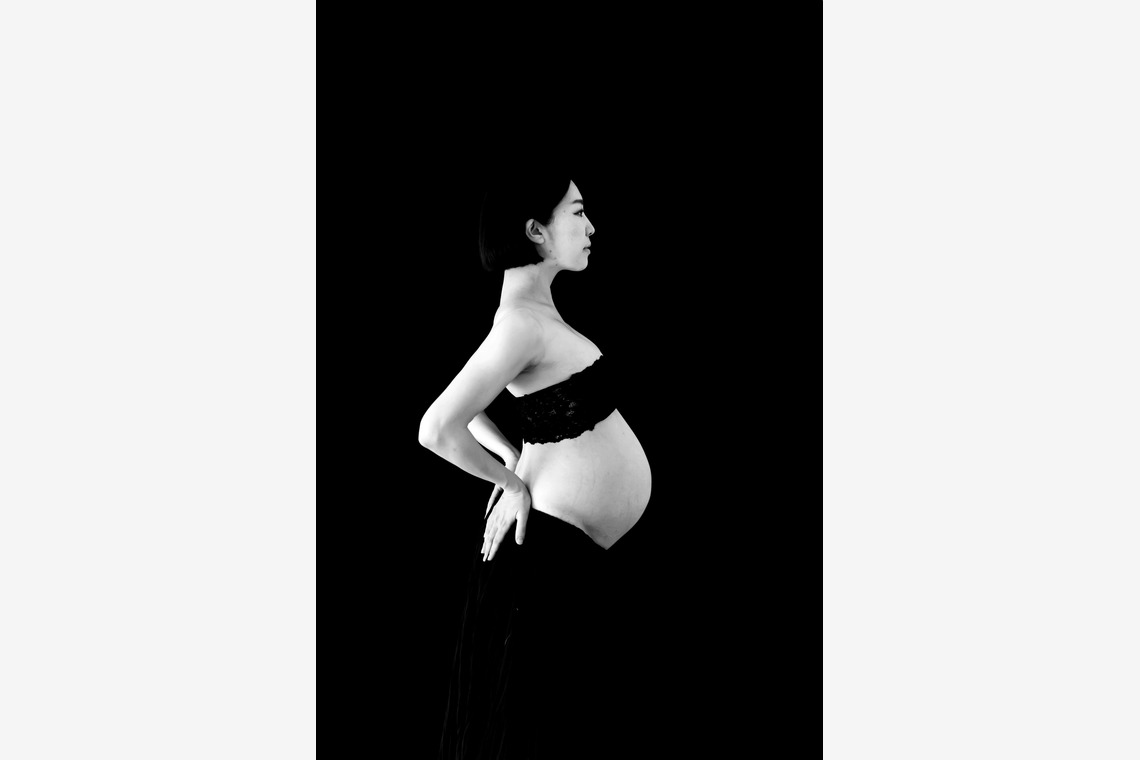 サキヤマ リエが撮影した「マタニティフォト（本厚木/カメラマン自宅撮影/衣装・背景あります)」の写真