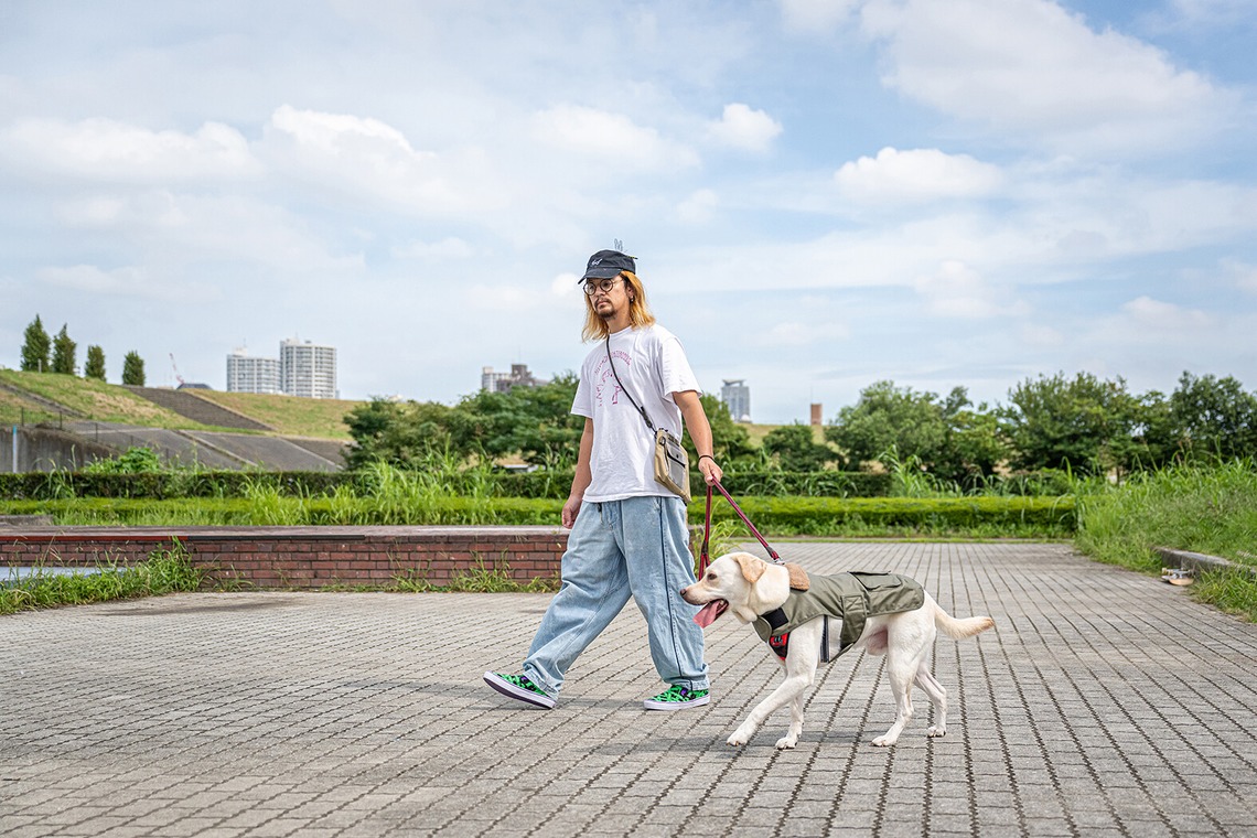 吉田佳央が撮影した写真のアルバム「DOG SHOOTING」