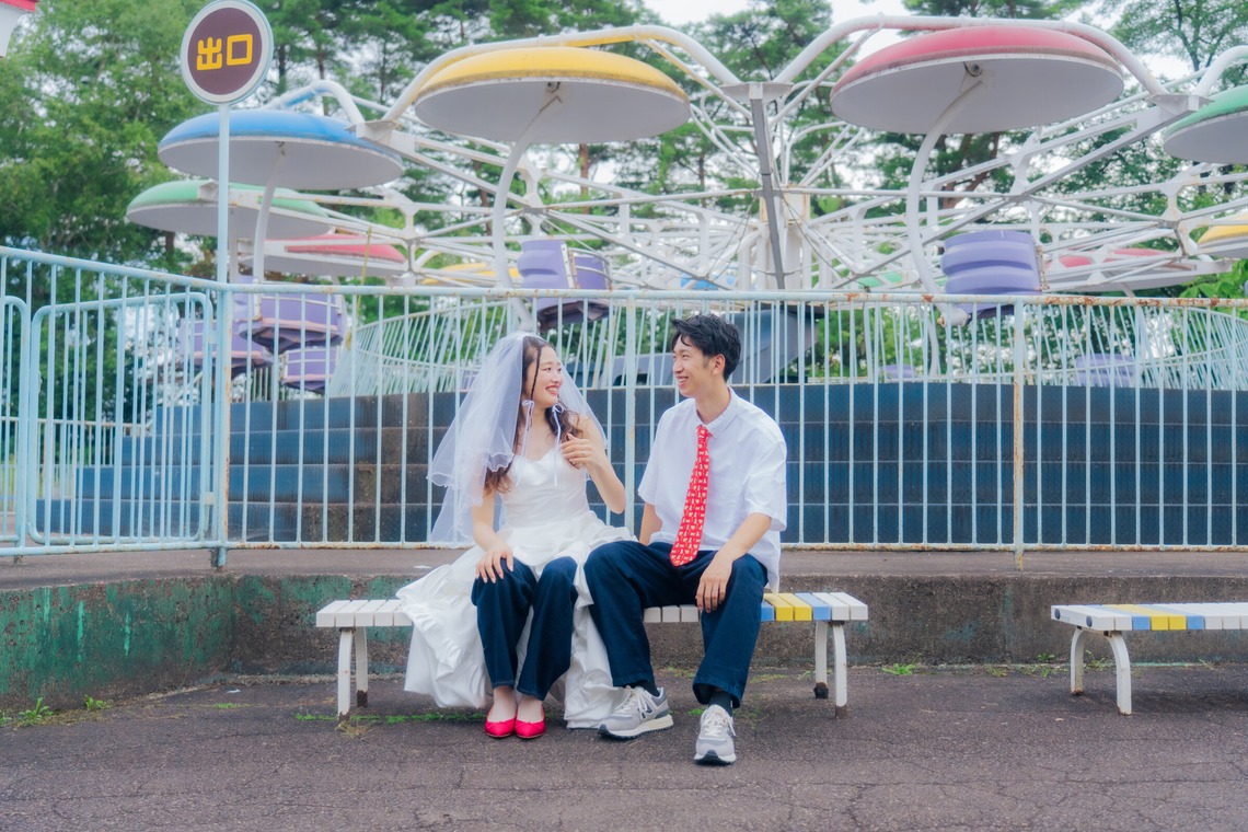 高橋佳五が撮影した写真のアルバム「前撮り~遊園地~」