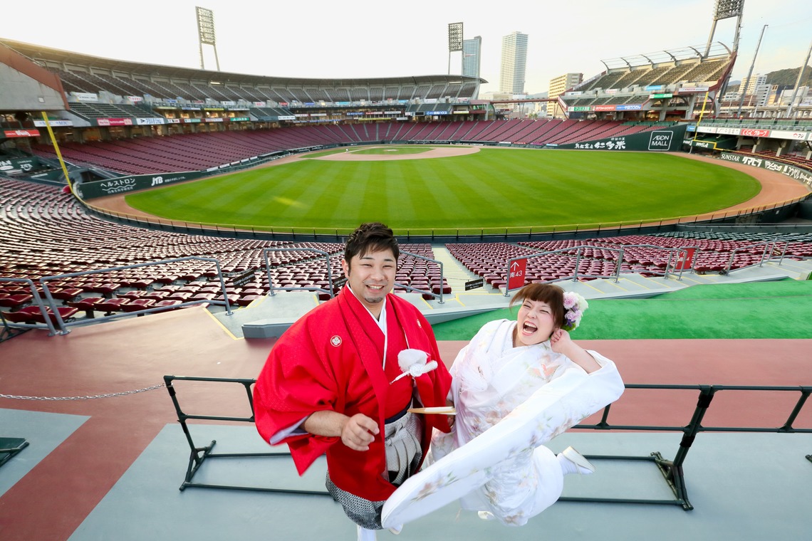 KIKIウェディングが撮影した「カープ大好き」の写真