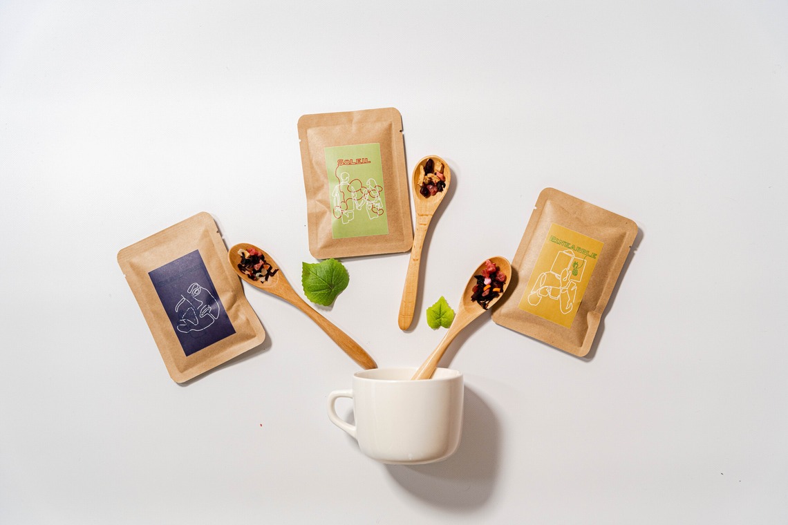 鈴木英治が撮影した写真のアルバム「物撮り」