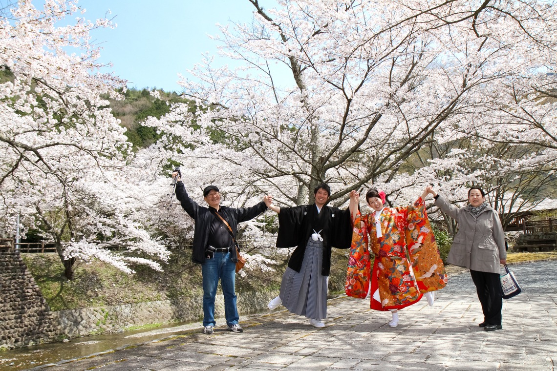 スマイルハンターが撮影した「ウェディング前撮り和装」の写真