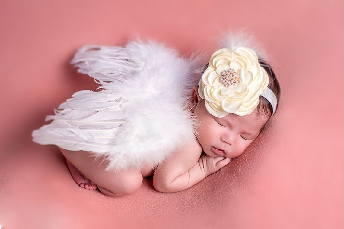 AXiS Photo Servise 藤井靖史が出張撮影した家族写真(キッズ,ベビーフォト)などが写った「ニューボーンフォト」の家族写真