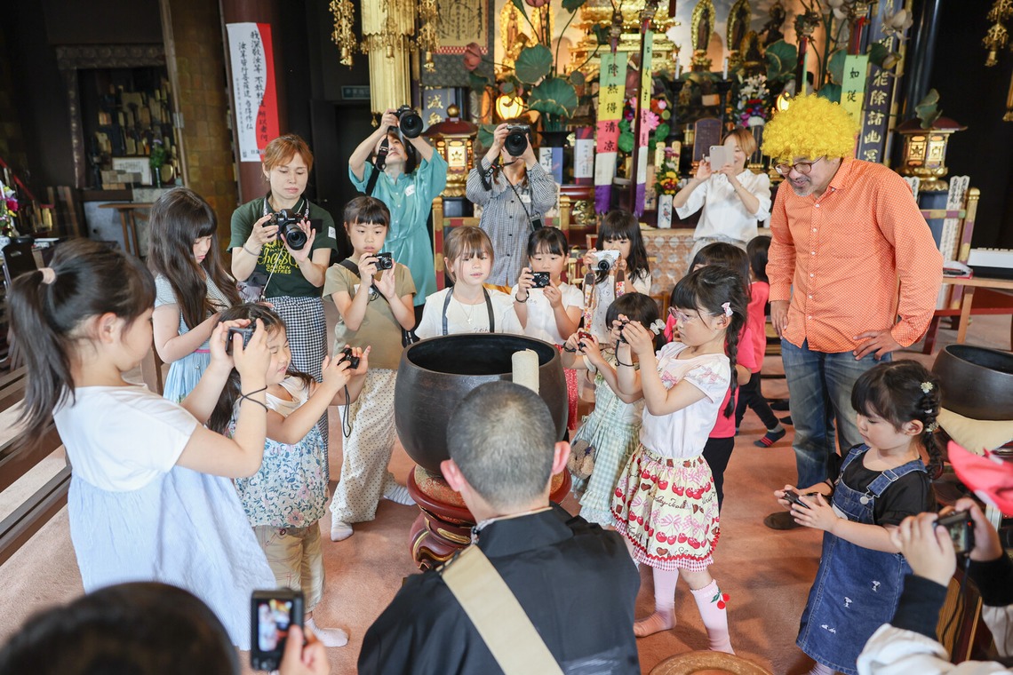 ちずカメラが撮影した「写真家　橘田龍馬さんの子供写真教室の様子」の写真