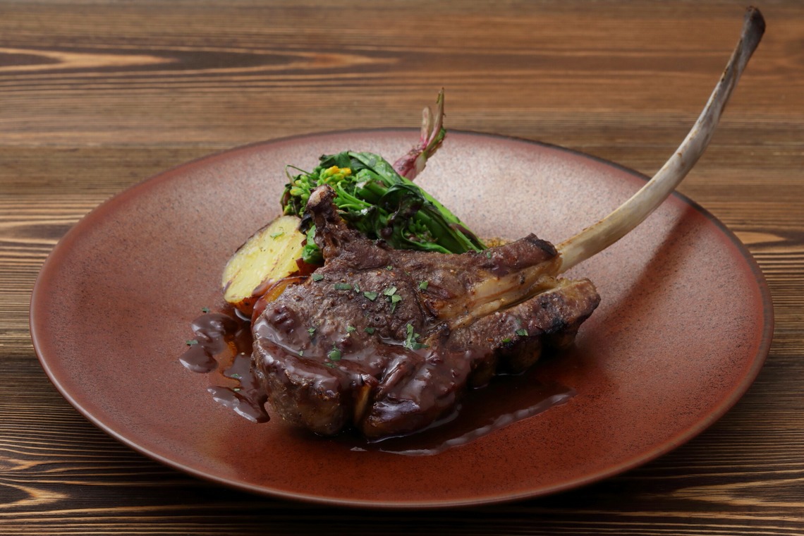 森安　照が撮影した写真のアルバム「焼き肉弁当・肉料理」