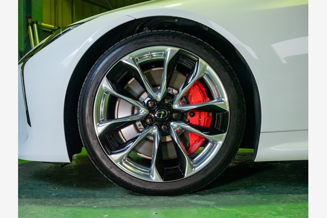 原野 英樹が撮影した「輸入車販売会社よりレクサス LC500をカーセンサーSDGE 掲載用写真を依頼いただきました」の写真