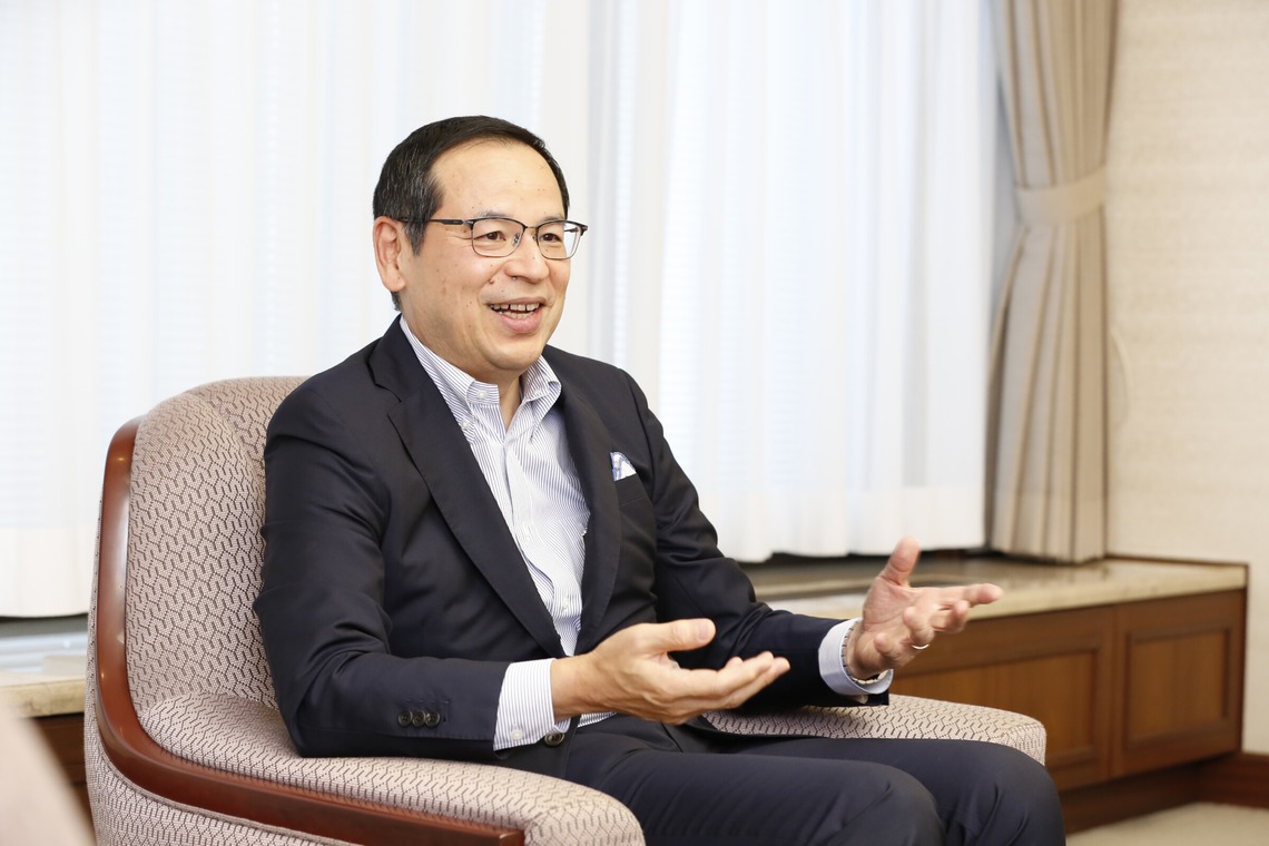 村田わかな広告写真が撮影した「日経Gooday インタビュー」の写真