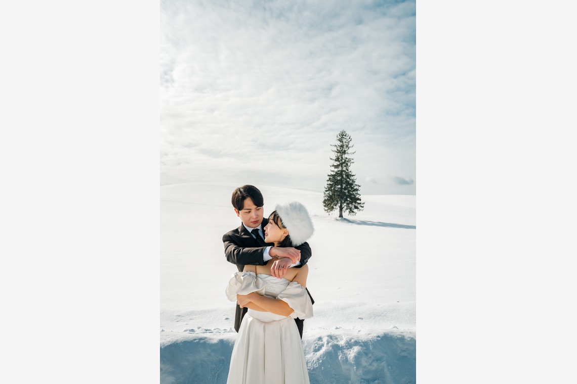 須田桃加が撮影した写真のアルバム「美瑛前撮り撮影」