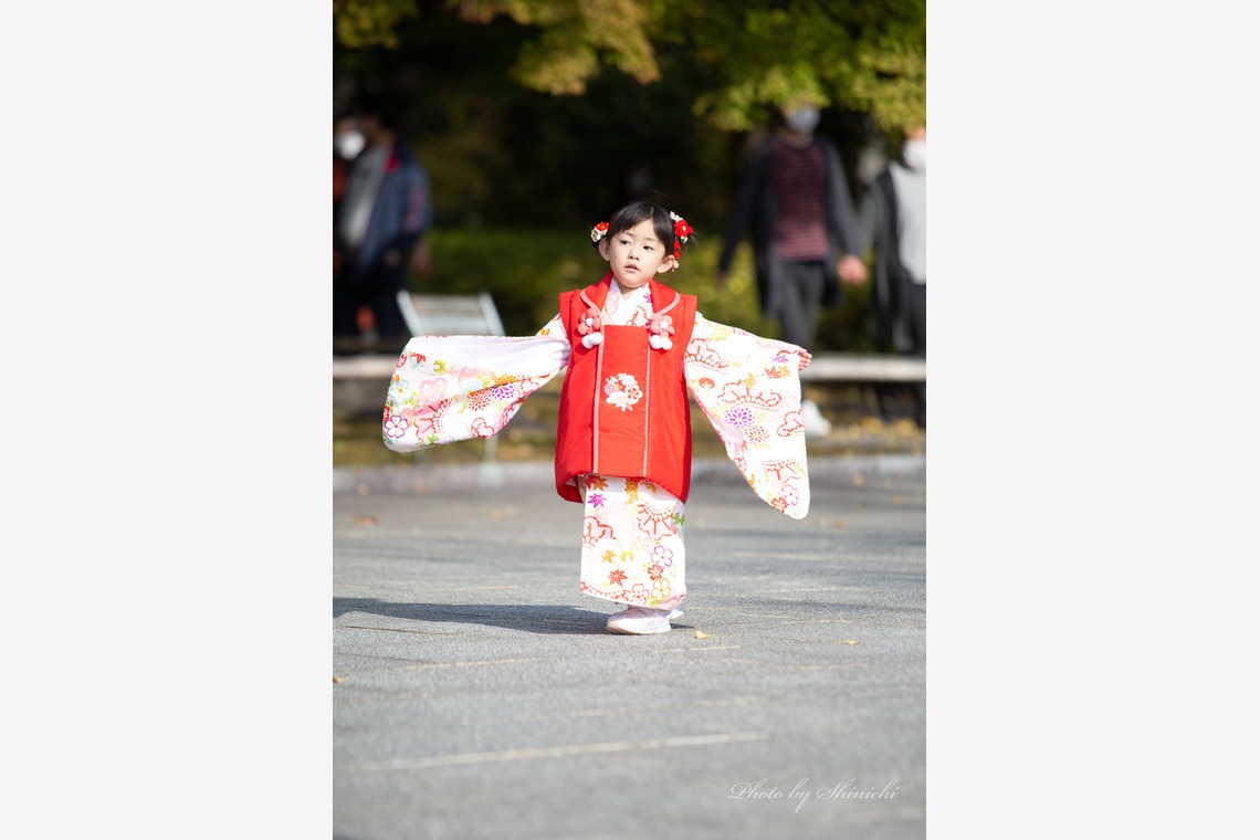 浅野真一が出張撮影した家族写真(キッズ,ベビーフォト)などが写った「七五三出張撮影（３歳）」の家族写真