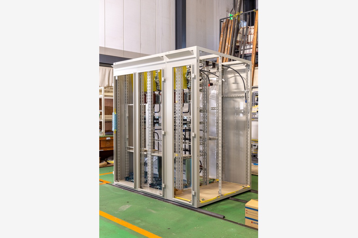 吉田佳央が撮影した「電気機器メーカー様　企業紹介撮影」の写真