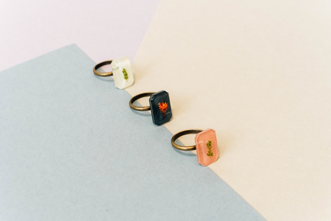 鈴木英治が撮影した写真のアルバム「物撮り」