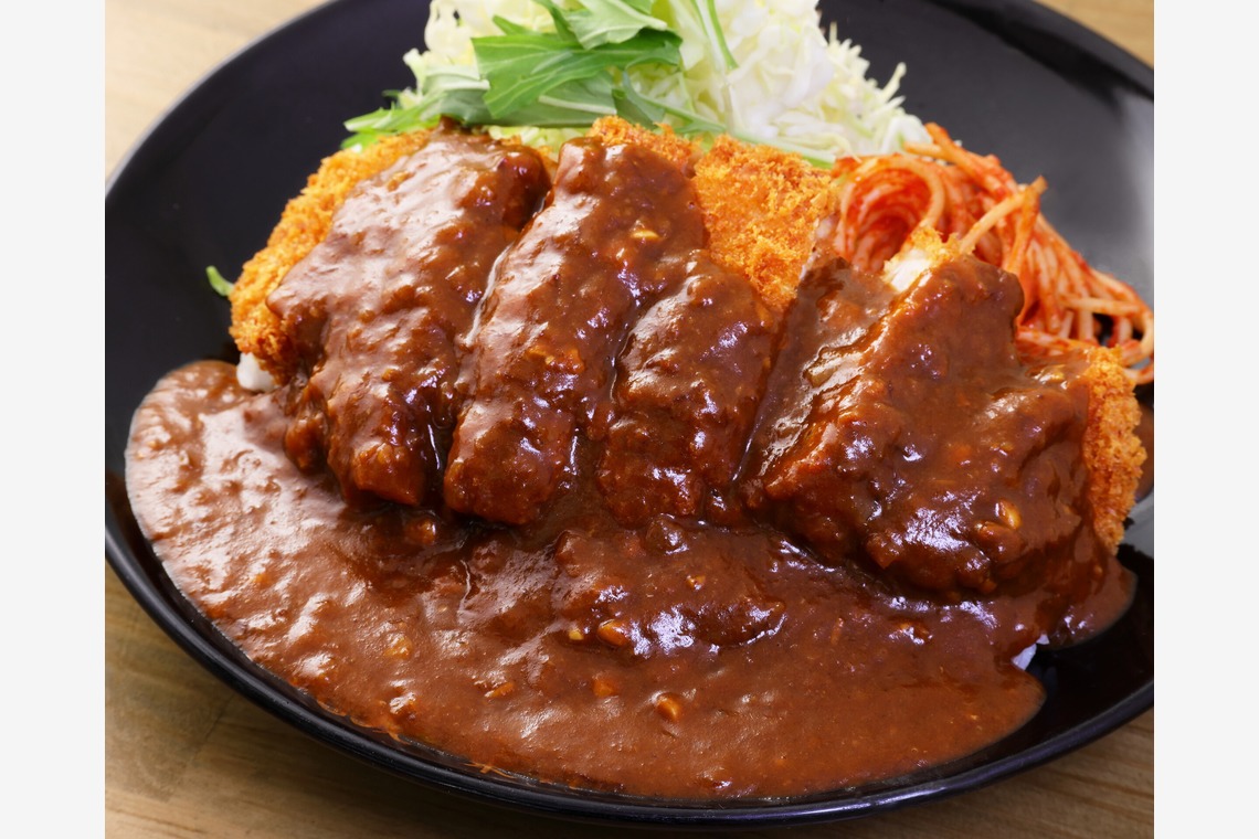 森安　照が撮影した写真のアルバム「カレー」