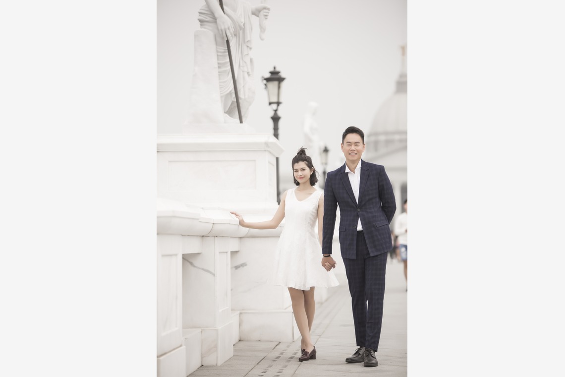 續 WEDDING PLANNINGが撮影した写真のアルバム「シンプルで自然なそれが優れています」