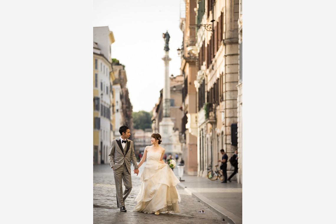 Kyoko Ide Photographyが撮影した写真のアルバム「ローマフォトウェディング- トレビの泉、スペイン広場、ポポロ広場、ナボーナ広場、パンテオン」