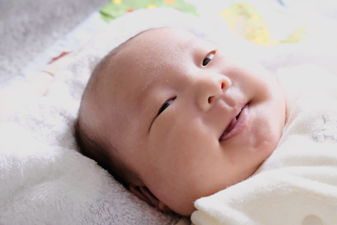 鈴木奈菜が撮影した写真のアルバム「出張記念フォト」