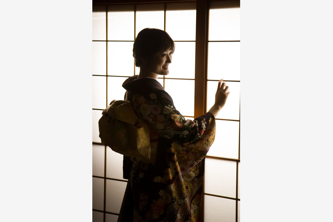 スマイルハンターが出張撮影した家族写真(キッズ,ベビーフォト)などが写った「成人式フォト」の家族写真