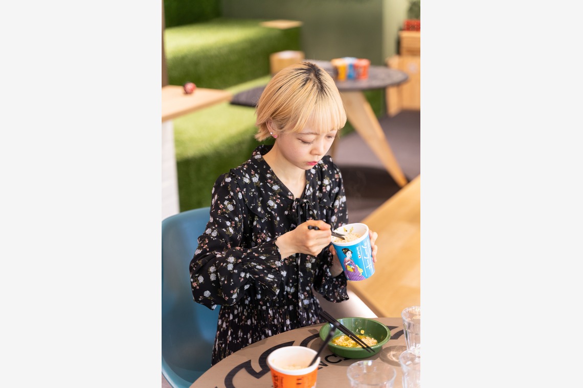 ジャン　ジンドンが撮影した写真のアルバム「Freedom Ramen商品発表イベント」