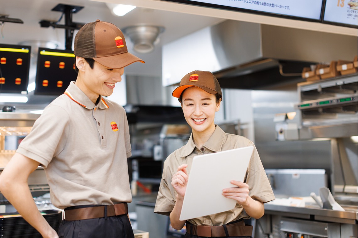 Yusuke Usuiが撮影した「マイナビバイト様 バーガーキング 求人広告撮影」の写真