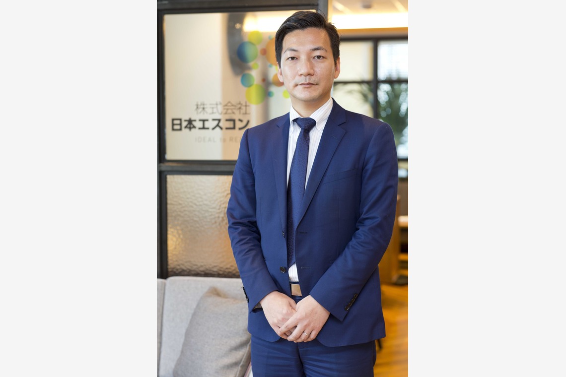 田中真光写真事務所が撮影した「取材、インタビューカット」の写真