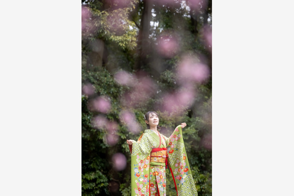 大森光太郎・K-PHOTOが出張撮影した家族写真(キッズ,ベビーフォト)などが写った「成人式撮影」の家族写真