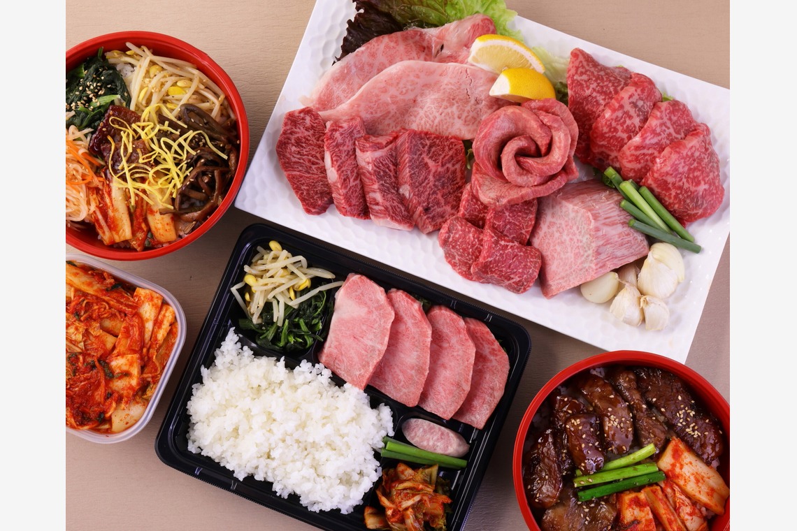 森安　照が撮影した「焼き肉弁当・肉料理」の写真