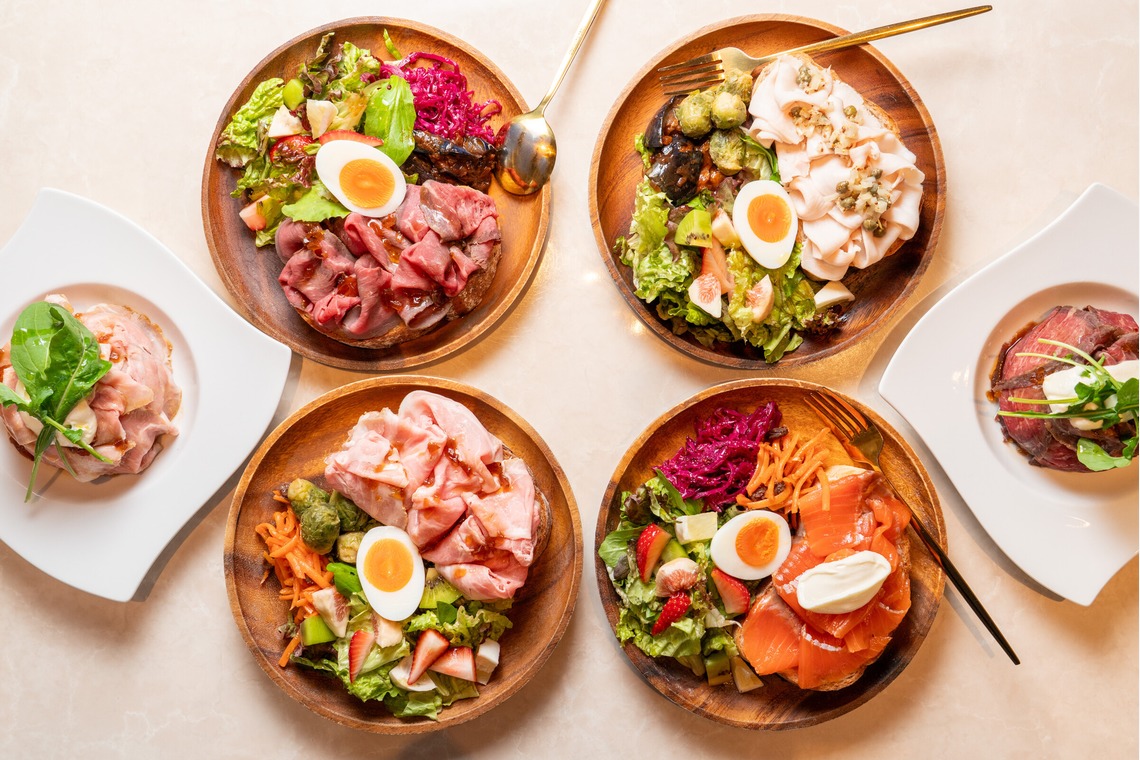 荻原　祐之が撮影した「ダイニングカフェ　テイクアウトメニュー撮影」の写真