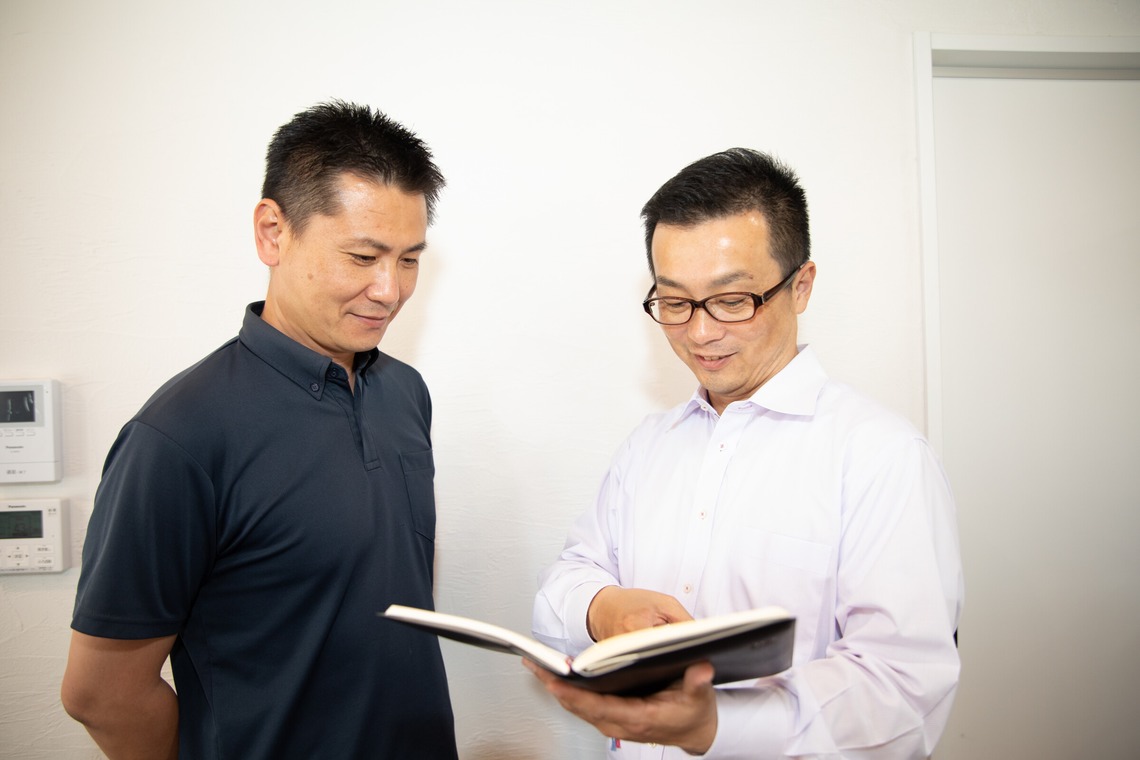 岩坪眞一郎が撮影した写真のアルバム「宣材」