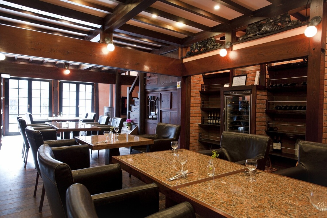 柳　あゆみが撮影した写真のアルバム「竣工写真　建築写真」