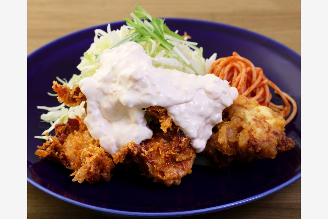 森安　照が撮影した写真のアルバム「鶏丸ごと・チキン・から揚げ・ポテト」