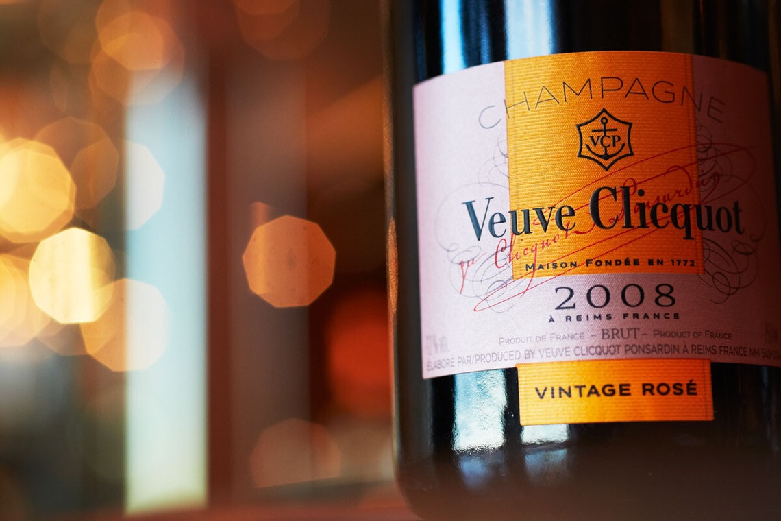 恩田拓治写真事務所が撮影した写真のアルバム「商品撮影」