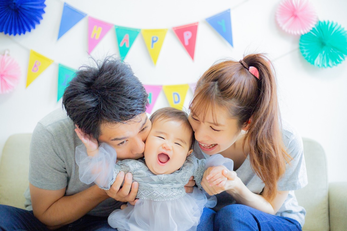 中井企画が出張撮影した家族写真(キッズ,ベビーフォト)などが写った「家族写真（愛知）」の家族写真