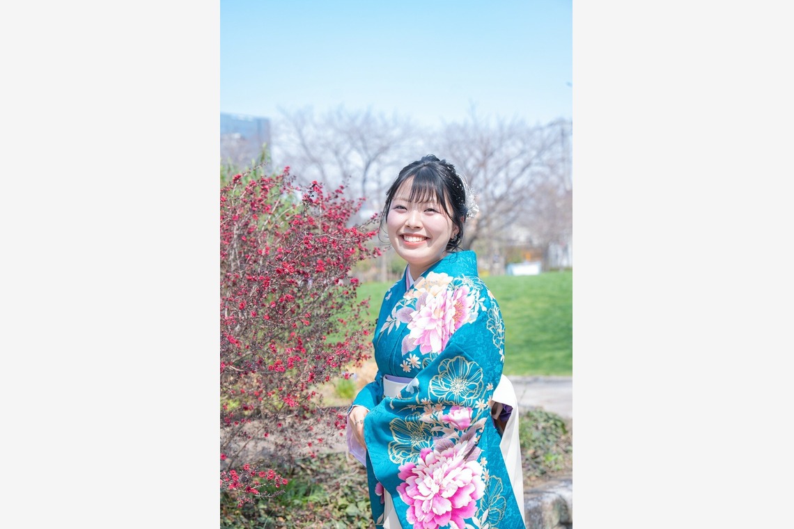Photography_KanaUが撮影した「袴で卒業式へ（公園）」の写真