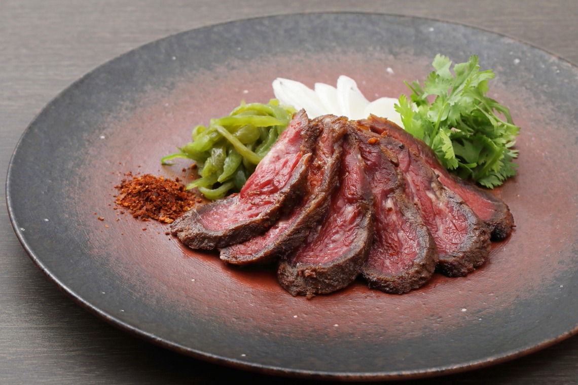 森安　照が撮影した写真のアルバム「肉弁当・肉料理」