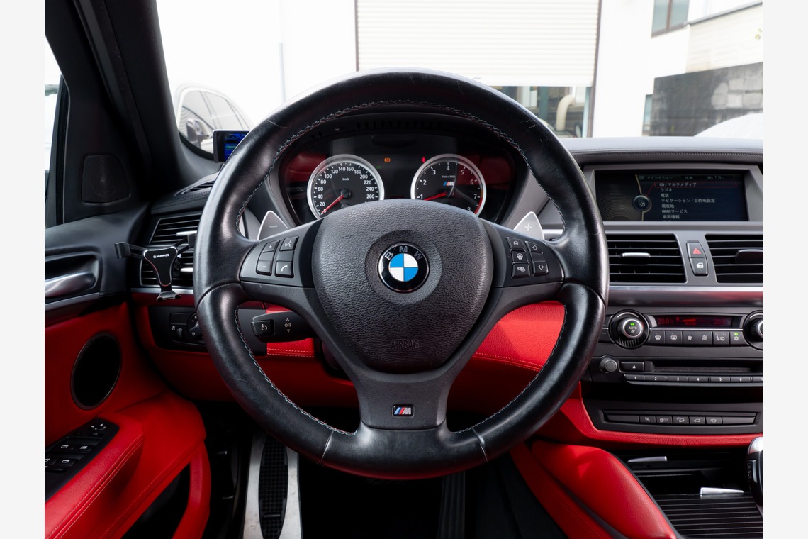 原野 英樹が撮影した「輸入車販売会社よりBMW X5のカーセンサーSDGE 掲載用写真を依頼いただきました」の写真