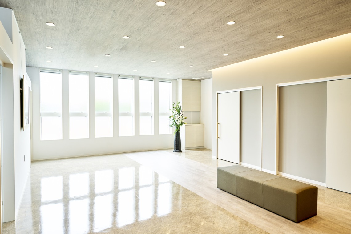 猪又正男が撮影した写真のアルバム「Architecture」