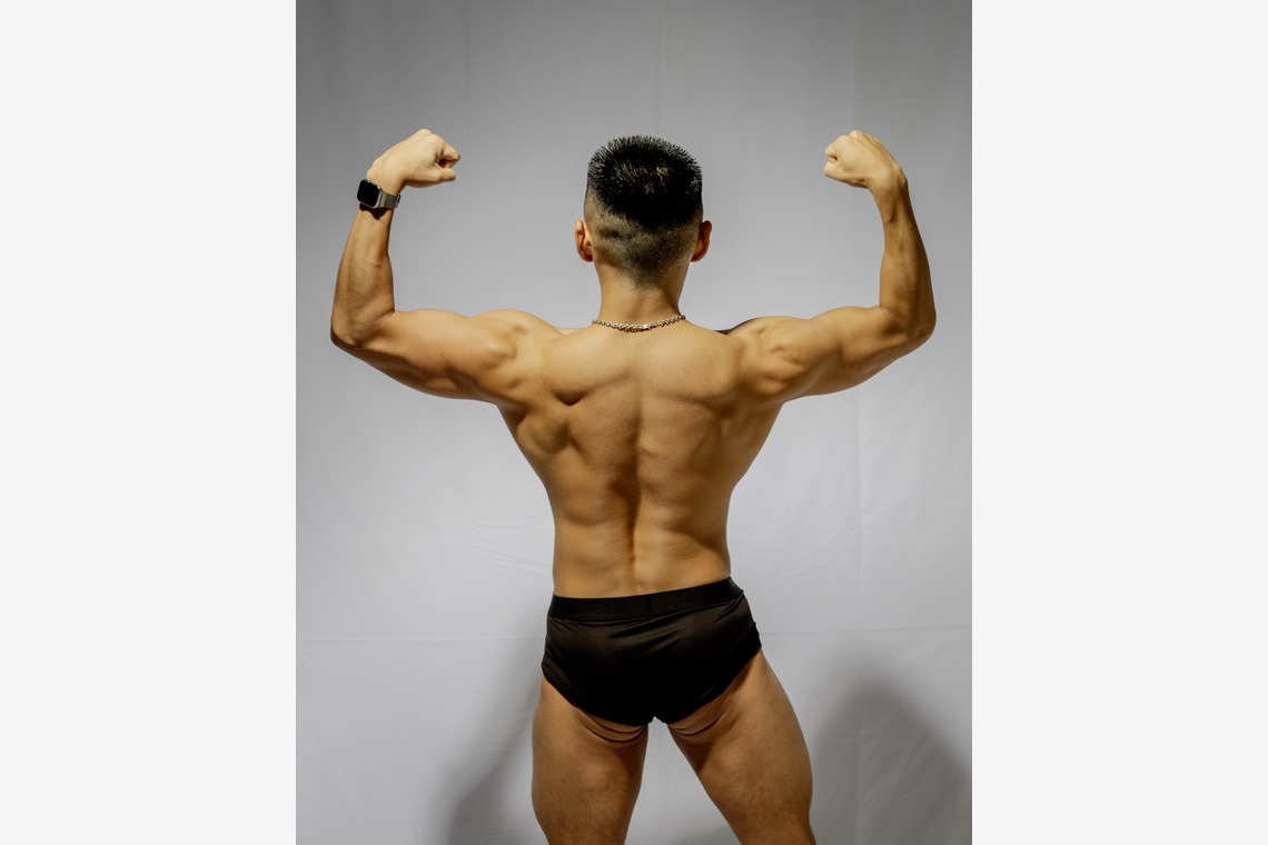 星野　蓮が撮影した「ボディメイク・ポージング撮影（スタジオ／埼玉・新座）」の写真