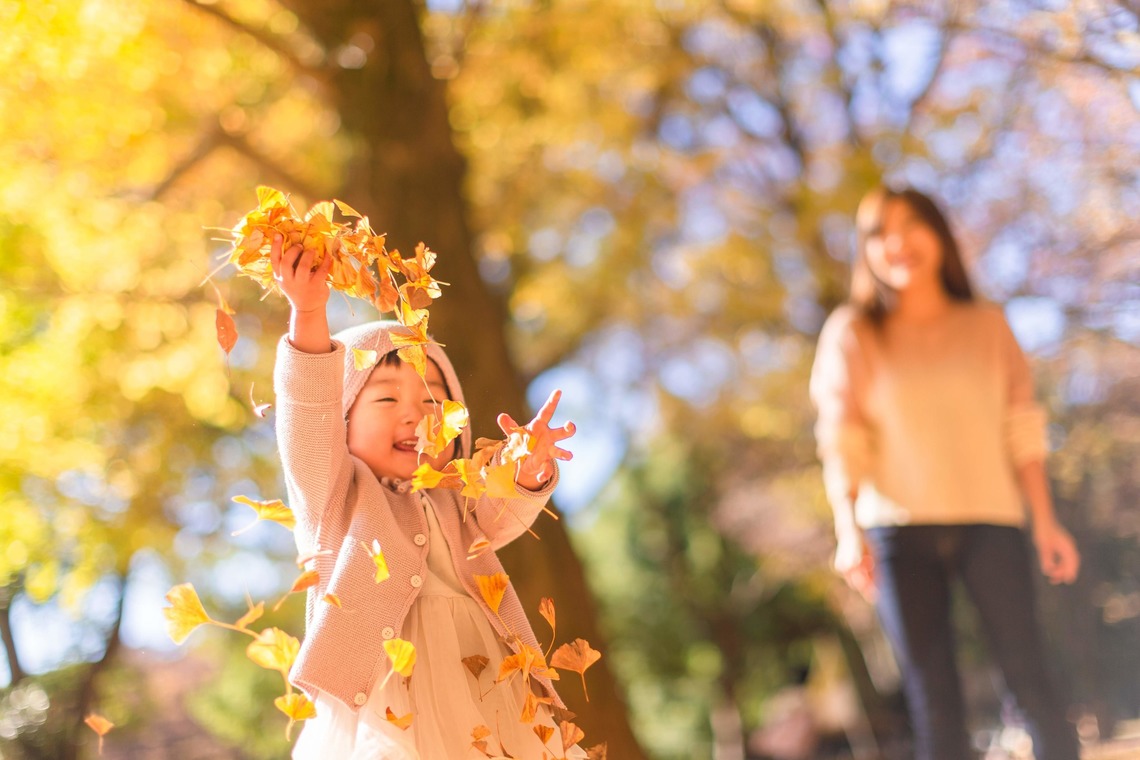 KOBASHOが出張撮影した家族写真(キッズ,ベビーフォト)などが写った「エミリィ紅葉撮影会」の家族写真