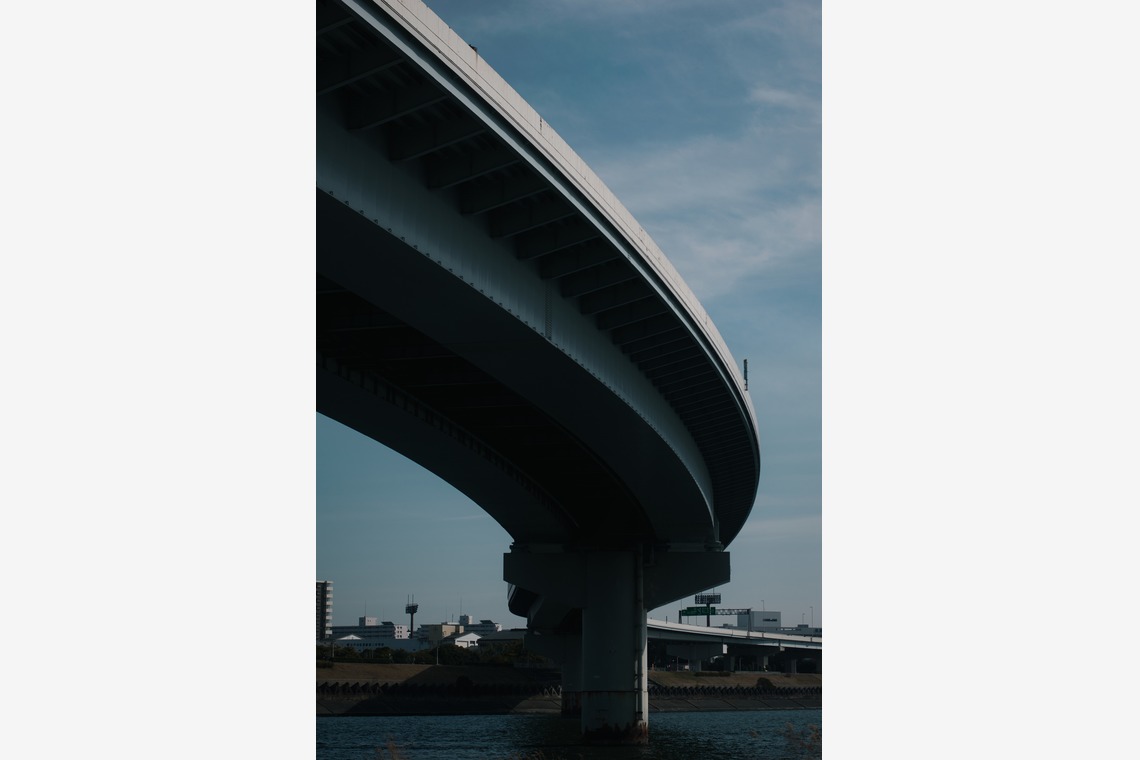 白石智啓が撮影した写真のアルバム「荒川河口周辺の建築と風景」