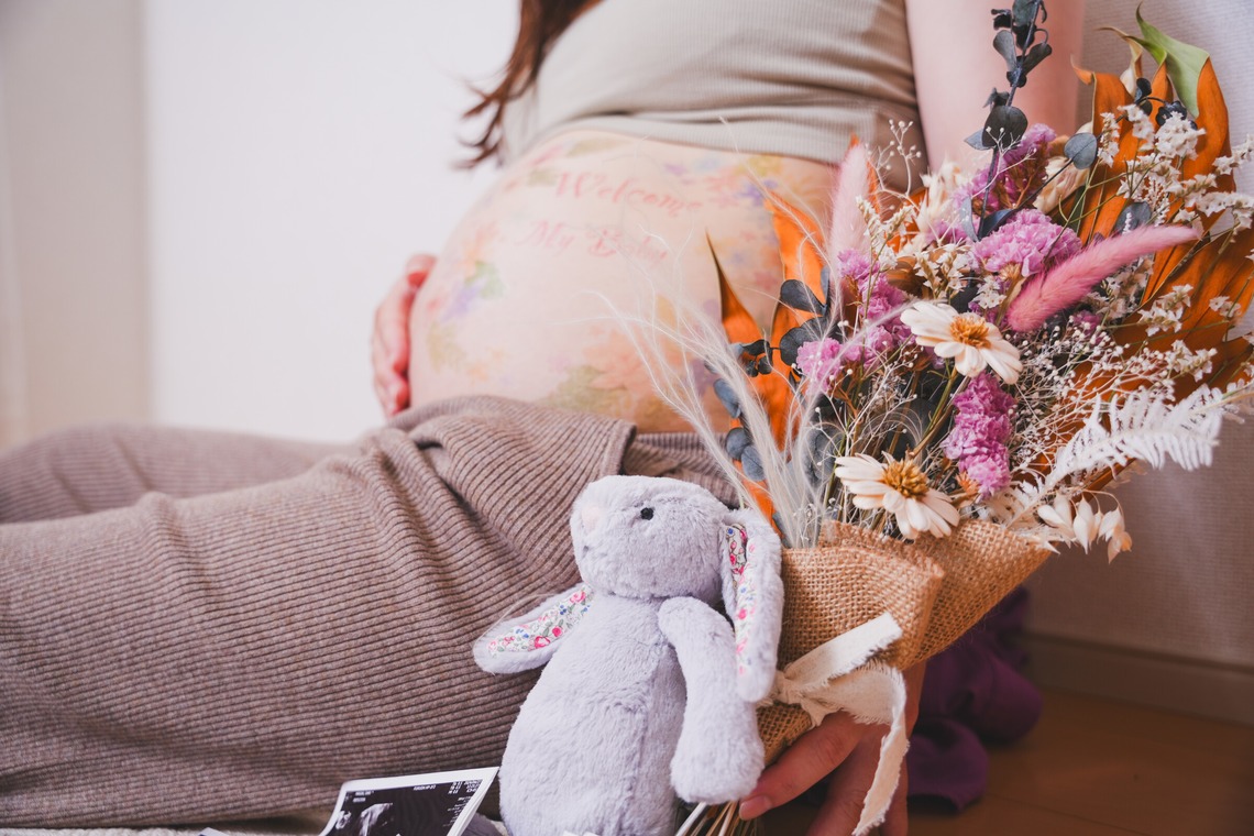 石井凡騎が撮影した写真のアルバム「マタニティフォト」