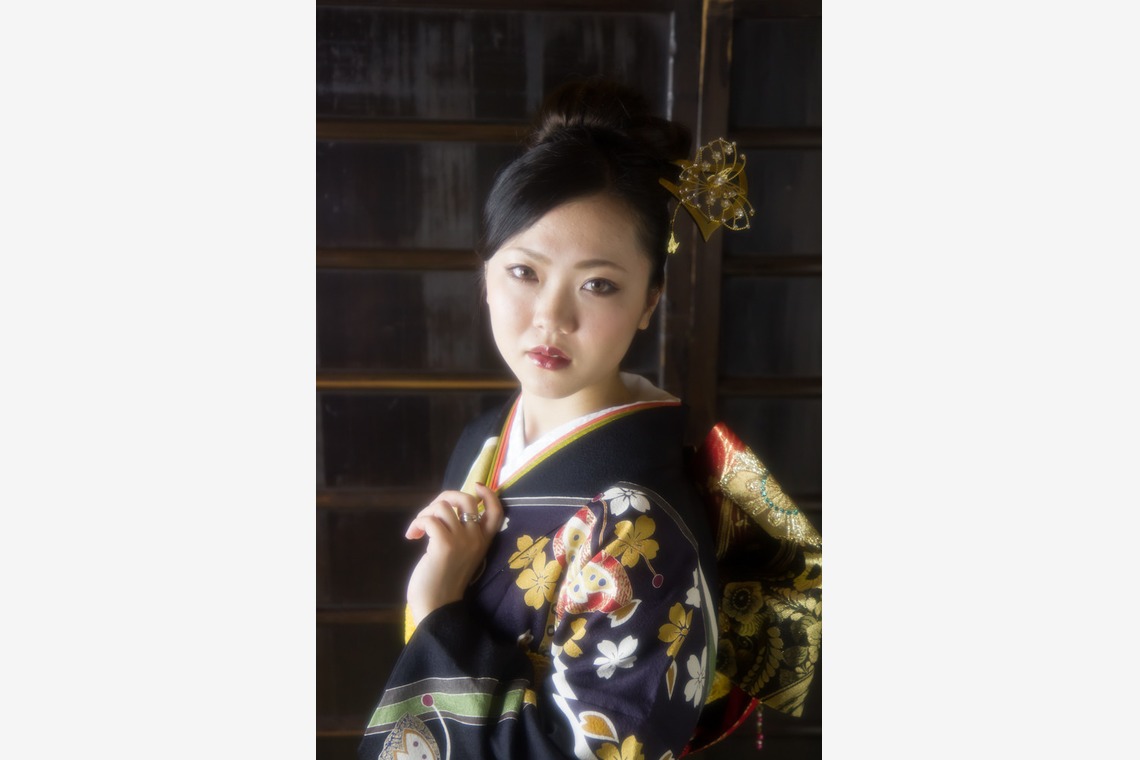 スマイルハンターが出張撮影した家族写真(キッズ,ベビーフォト)などが写った「成人式フォト」の家族写真