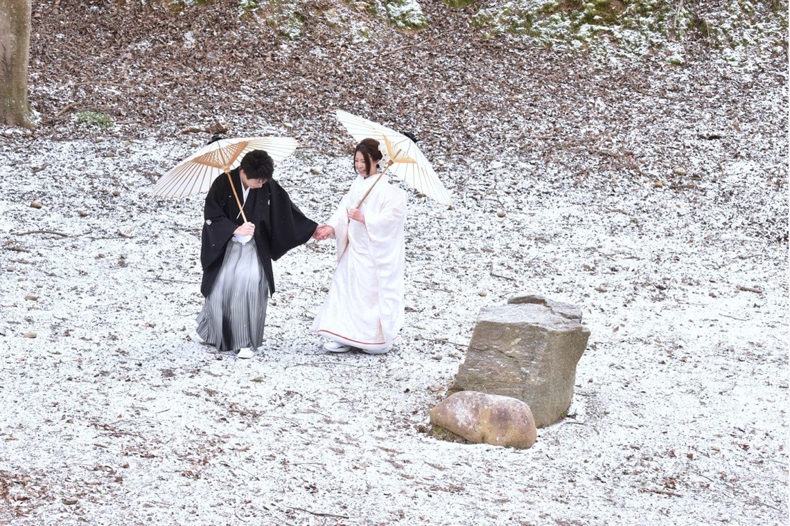 キキフォトワークスが撮影した「Pre Weddingphotoshoot at Nara with kimono in autumn to winter」の写真