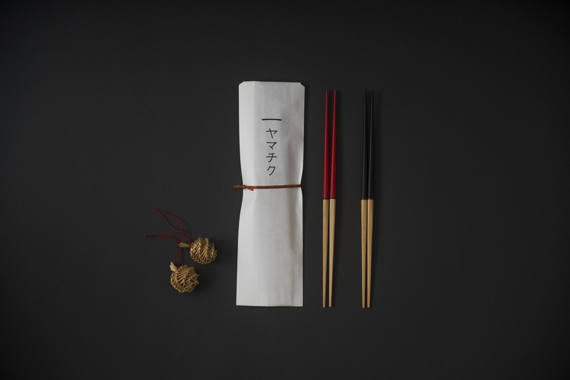 笠井鉄正写真事務所が撮影した「商業施設館内紙撮影」の写真