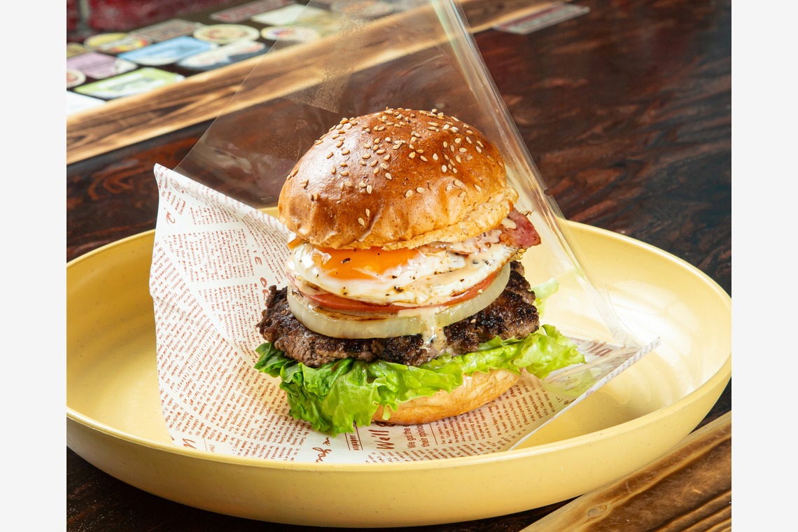 studio aluc ~スタジオ アルク~が撮影した写真のアルバム「クラフトハンバーガー」